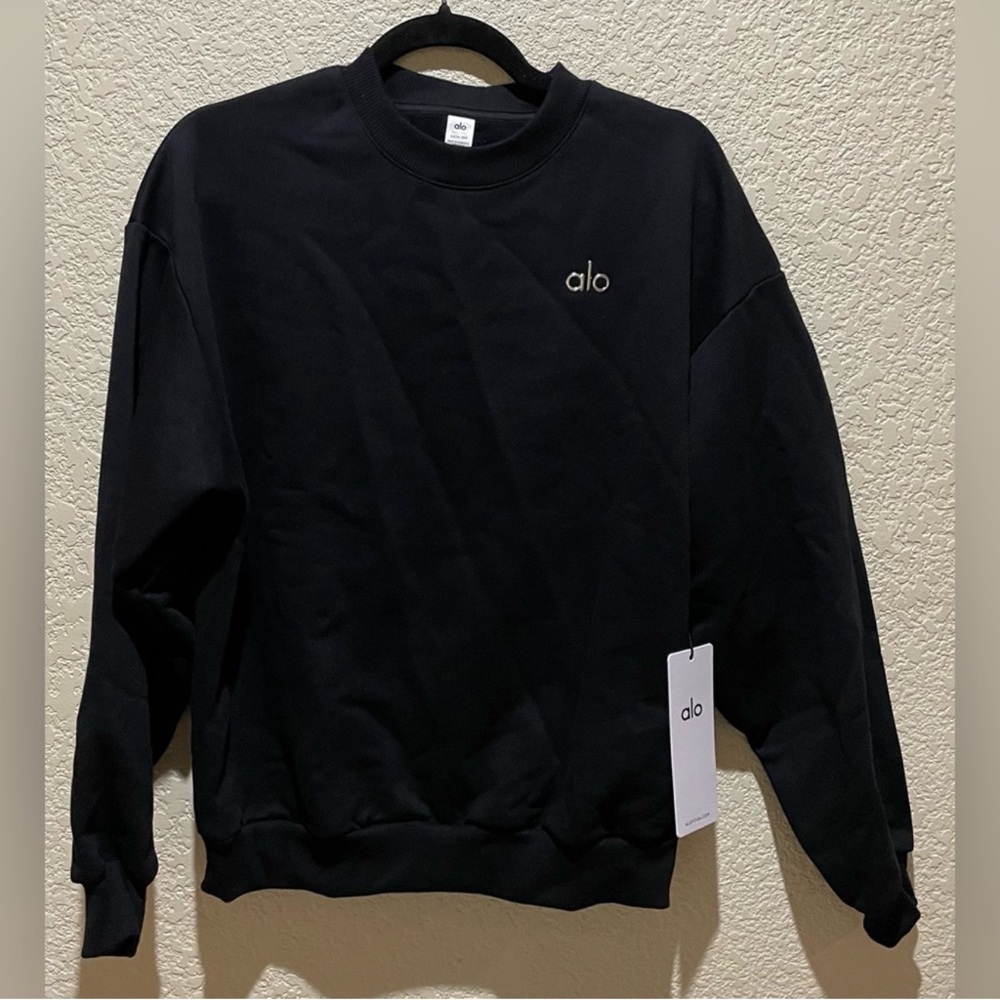 ALO Yoga Accolade Classic Black Crewneck Sweater